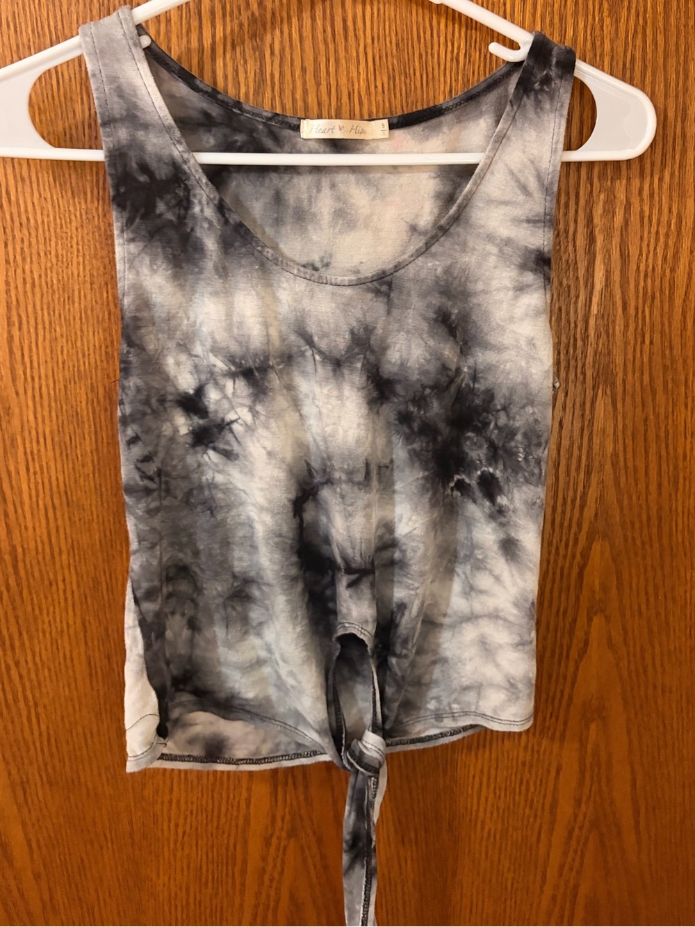 Heart Hips Black and Gray Tie-Dye Sleeveless Tank with Front Tie